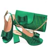 Chaussures habillées Doershow vendant du vert et des sacs assortis à un ensemble d'escarpins de fête italiens, sac à chaussures assorti pour la fête !HTY1-8