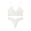 Set di reggiseni Reggiseno di seta di ghiaccio Set di biancheria intima femminile Reggiseno senza cuciture da donna Perizoma sexy Mutandine a vita bassa Lingerie senza ferretto