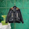 Parka da donna in piumino di design autunno/inverno in lana di agnello e cotone con vestibilità classica con cappuccio, versatile stile unisex per la parte superiore del corpo