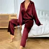 Vêtements de maison pour femmes Satin vêtements de nuit en soie coupe basse pyjamas sexy pour Femme simple boutonnage manches longues pantalon large ensemble de pantalons 240219