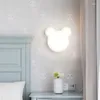 벽 램프 따뜻하고 사랑스러운 북유럽 현대 PE 롤 흰색 만화 어린이 방 간단한 침대 창조적 인 조명