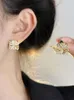 Boucles d'oreilles Style Luojia en diamant carré géométrique creux en métal, légères, haut de gamme, sensation Unique et de Niche pour femmes