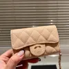 Mini designer kedjepåse kvinnor lyxiga crossbody väska kaviar material klassisk diamant mönstrad quiltad väska axel väska makeup väska koppling väska midjepåse korthållare