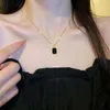 Hänge halsband mode enkel svart fyrkantig halsband för kvinnor rostfritt stål metall geometriska klavikelkedja choker smycken