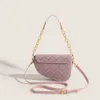 High Quality Saddle 2023 Autumn New Chain Underarm Niche Design Women's Versatile Single Shoulder Crossbody Bag 75% factory direct sales