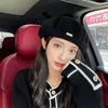 Berets zima elegancka elastyczna francuska dla lady nylon solid kolor cap kobiet na drucie beret koreański kia stylów artysta artysta