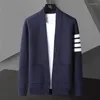 Pulls pour hommes Cardigan tricoté haut de gamme Printemps et automne Mode coréenne Pull décontracté Manteau Porter