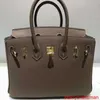 Äkta läderväskor Trusted Luxury Handbag New Palm Pattern Platinum Bag Womens väska handväska stor kapacitet brud bröllopsväska kohud väska kvinnor tren med logotyp hb9u