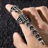 クラスターリングMovable Scorpion Ring Punk Jewelry Fingertip Toy Stress Relief Vintage Gothic Sc​​roll Armor Knuckle Metal Rock Full Finger