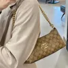 C Ailesinin Yeni Charlotte Under Emfer Klasik Vintage Zinciri Küçük Çanta, Çok Yönlü Omuz Crossbody Çantası% 75 Fabrika Doğrudan Satışlar