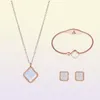Designer hanger sieraden vrouwelijke ketting armband oorbellen 3-delige set gemaakt van roestvrij staal 18K goud geheel2321076