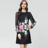 Kadın pist elbiseleri o boyun uzun sleevess çiçek baskılı patchwork boncuklu moda cadde tasarımcısı mini vestidos