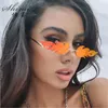 Lunettes de soleil Vintage Steampunk Fire Flame Party Femmes Designer Lunettes de soleil Femelle Métal Petit Cadre Bal Dress Up