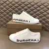 Vintage geruite sneakers Designer vrijetijdsschoen Heren Tweekleurige katoenen gabardine platte schoenen Gedrukte letters Geruite canvas sneakers van kalfsleer