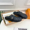 Pantoufles Sandales Designers Pantoufles Confortables Pantoufles Hommes Femmes Sandales Plates Mules En Cuir Sangle Réglable Diapositives Chaussures De Plage Classiques