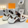 Tasarımcı ayakkabı platform spor ayakkabılar moda kadınlar basılı kalın taban run trainer sinek