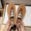 Sandálias flip flops sapatos de praia c família moda espinha de peixe sandálias das mulheres verão outwear versátil lona carta das mulheres sapatos t240220