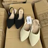 Sandalen 2023 Sandalen met platte bodem, modieuze bovenkleding, spitse neus, casual bonen, enkele schoenen, 36-40, grote damesschoenen T240220