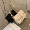 Bolsas de noche Bolsa de cadena de perlas de verano Moda Estilo occidental Pequeño cuadrado Mujer Mensajero Mujer Hombro Bolsa162h