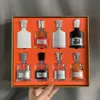 CREEDMan Set di profumi 15 ml Abito da 8 pezzi Spray maschile Confezione regalo squisita con ugello Edizione Highedt per qualsiasi pelle Migliore qualità JBRN