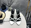 Sandali con tacco alto laccati dal design di lusso alla moda da donna con un'altezza del tacco di 10 cm