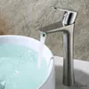 Zlew łazienkowy kran Basen kran złota czarna szczotkowana łazienka umywalka zlewnia kran gorący zimny mikser w wodach pojedynczy otwór toaleta lawotory kranowy