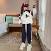Zestawy odzieży ubrania dla dzieci dziewczyny sportowy garnitur wiosny i jesienna nastoletnia moda dziewczyna swobodna dwuczęściowa dwuczęściowa set Stripe Spods