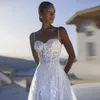 Wysokie wysokie rozcięcia sukienki ślubne Linia Spaghetti Pasek Pasek Letnia suknie ślubne koronkowe aplikacje plażowe suknie ślubne