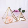 Pièces boîte à bijoux en verre boîte décorative géométrique dorée porte-anneaux pyramide en verre géométrique pour cadeau d'anniversaire de mariage S