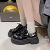 Klänningskor Solid Color Platform Lolita för kvinnor 2024 Spring Autumn Metal Fjärilspetsar Läderpumpar Mary Jane Women's