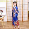 Ethnische Kleidung süßes Mädchen japanischer Stil Kimono und Tanzkleid Retro gedruckte Blumenbühnenshow Kostüm