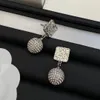 Luxe Designer 18K Goud Zilver Strass Oorbellen voor mode Vrouwen Elegante Charme Dubbelzijdig Bal Retro Vintage Oorbellen Oorbel Oorbellen Bruiloft Sieraden Cadeau