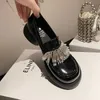 Diseño sentido punta redonda suela gruesa borla zapatos individuales para mujer moda charol negro pequeños mocasines casuales versátiles de fondo plano 240220
