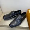 Sapatos de negócios masculinos de marca de luxo da moda em forma de T decorativos brilhantes novos sapatos de couro com fivela de metal, couro de bezerro preto corte baixo 5-10 banquete