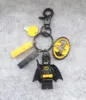 Nyckelringar Söt dockan Keychain Pendant Blockerar små tecken DIY -bil Key Chain Par Schoolbag