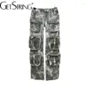 Kvinnors byxor GetSpring Women Capris 2024 Spring Camouflage Multi Pocket Overalls Hög midja Löst långa långa kvinnliga byxor