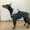 犬のアパレル小型レインコート四本足の防水ジャケットラブラドールドーバーマンマリノ服ペットコスチューム犬のアクセサリー