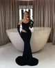 Dubai svart full spets sjöjungfru aftonklänningar stropplösa veck formlig kvällsfest klänning prom födelsedagstävling kändis special tillfälle klänningar utan handskar