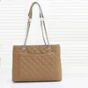 women's Tote Bag Classic Designer handbag Retro commuter bag large women's shoulder bag large capacity Tote large bag