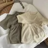 Set di abbigliamento Set per bambini Stile coreano Ragazzi e ragazze Abito a maniche corte Bambino Casual Semplice Tinta unita Moda Due pezzi Bambini di altissima qualità.