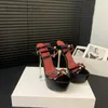 Sandalen Metall Dekor Super High Heels Plattform für Frauen Stiletto Leder Sommer Sexy Nachtclub Runway Damenschuhe