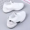 2024 스프링과 가을 새로운 메쉬 고가 작은 흰색 신발 여성 신발 통기성 캐주얼 스포츠 신발