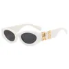 Solglasögon Miui Miui Designer Solglasögon för kvinnor SMU11WS Liten Round Frame Cat's Eye Glass med Mui Original Box