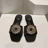 Crystal Flowers Embellished Buckle Flat Slides Slippers Mules Fashion Sandals Open Toes Luxury Designer For Women Holiday Flats and Leisure Sandal