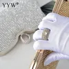 Kvinnakväll Clutch Bag Diamond Messenger Purse Female Silver Day Wedding Party Banquet Blackgold Bolsas Mujer 240219