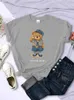 Camiseta feminina Scouting Around IM A Little Scout Teddy Bear Camisetas Femininas Casual Roupas Respiráveis Personalidade Street Womens Manga Curta T240221