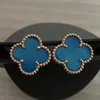 2024 Designer Clover Studs Boucle d'oreille Vintage Trèfle à quatre feuilles Charm Boucles d'oreilles Retour Nacre Acier inoxydable Goujons d'or Agate pour femmes Bijoux de mariage 17