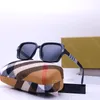 Designer Solglasögon Kvinnor Högkvalitativ vintage Eyewear Stripe Frame Sun Glass Luxury Brand Letters Polariserade Driving Solglasögon för män Reser med Box -3