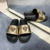 10a de alta qualidade Palazzo Slippers Slip Shoe Shoe casual 2024 New Sliders Sliders Womens Mens Beach Presente Luxo Designer de luxo Sandal Black White White Sandale Loafer
