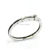 Bracelet métal Bangles For Men Charm bijoux bracelet Nouveau design Marque de mode de chaîne de liaison en acier inoxydable pour cadeau noir Couleur